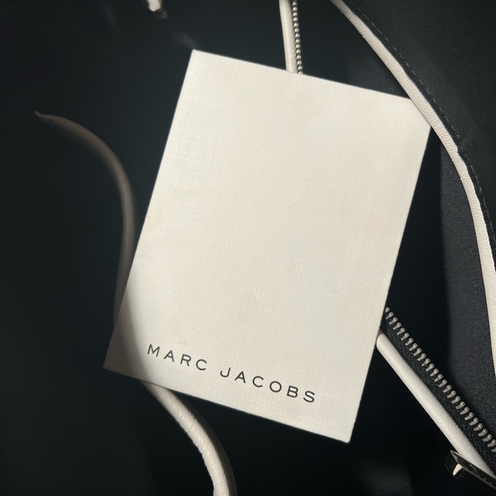 Marc Jacobs Black and White Crossbody Bag - Picture 10 of 10